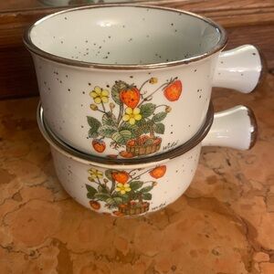 2 Vintage MCM ceramic Strawberry Speckled Handled Soup Bowls 2